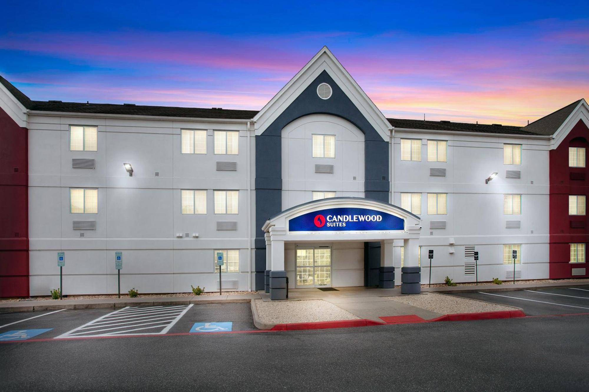 Candlewood Suites Harrisonburg By Ihg Exterior foto